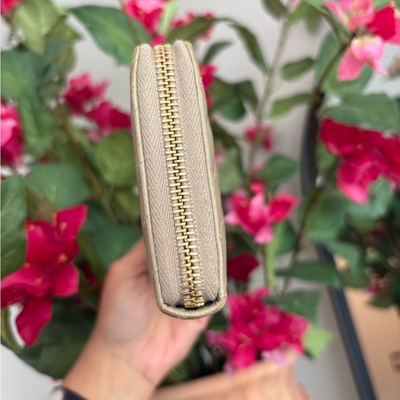 Yves Saint Laurent Tan Quilted Wallet - Picture 2 of 12